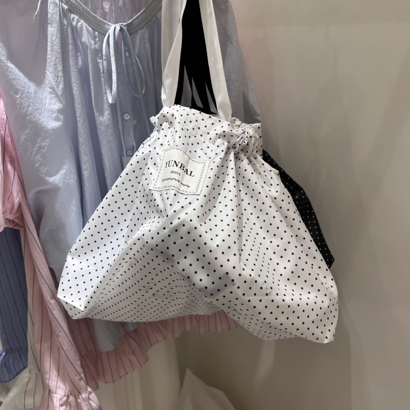 YUNBAL韓國直郵㊣女裝新品人氣真品時尚休閑推薦手拿包腋下包YUNBAL手拿包/腋下包圖色1