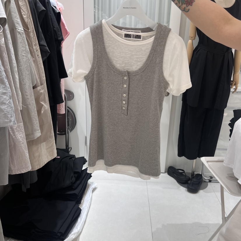MONDAY TO SUNDAY韓國直郵㊣女裝新品推薦吊帶背心不含內搭MONDAY TO SUNDAY吊帶/背心圖色3