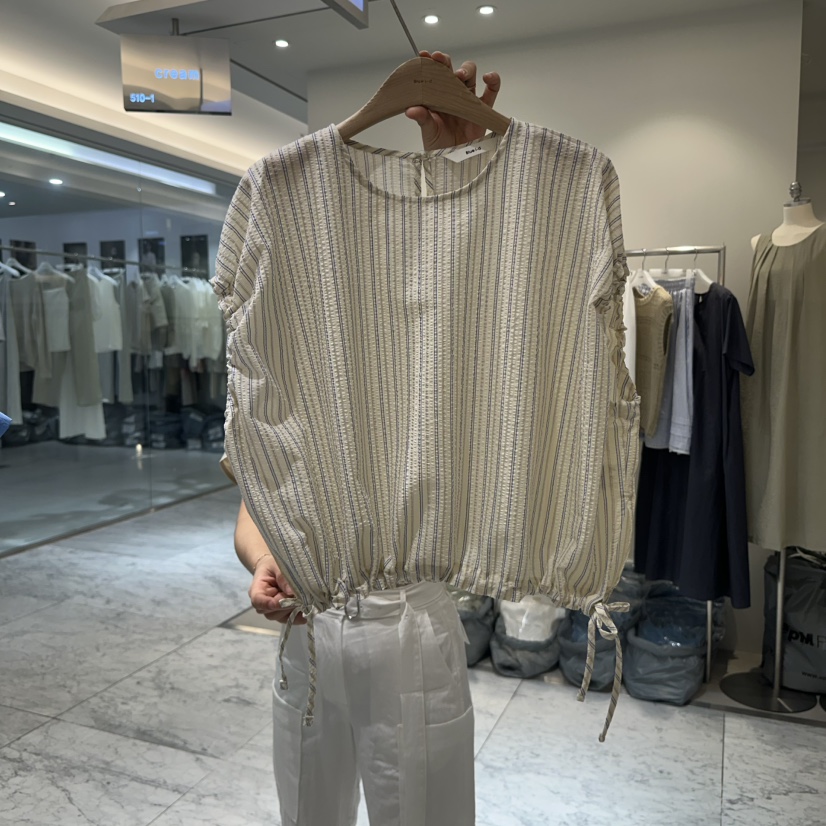 BLUEI-D東大門㊣直郵女裝新款25春夏職業真品休閑襯衫蕾絲衫Blue i-d襯衫/蕾絲衫圖色2實際價格34000