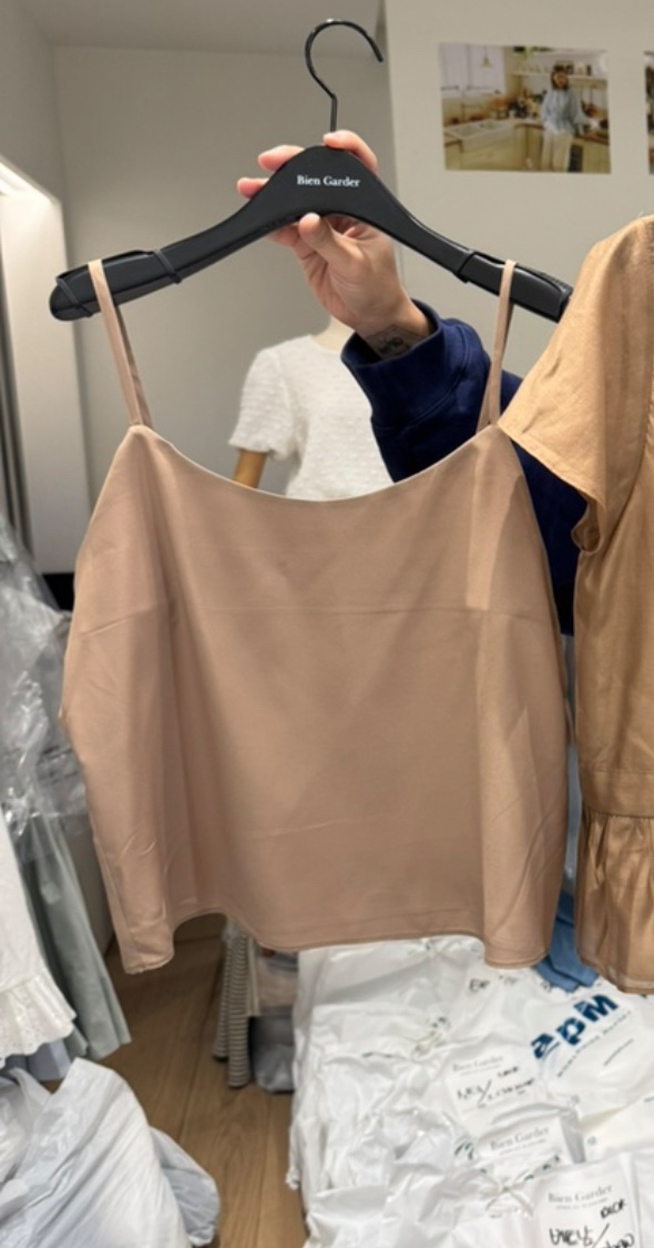 BIEN GARDER東大門㊣實拍女裝新款職業時尚人氣推薦吊帶背心BIEN GARDER吊帶/背心圖色2