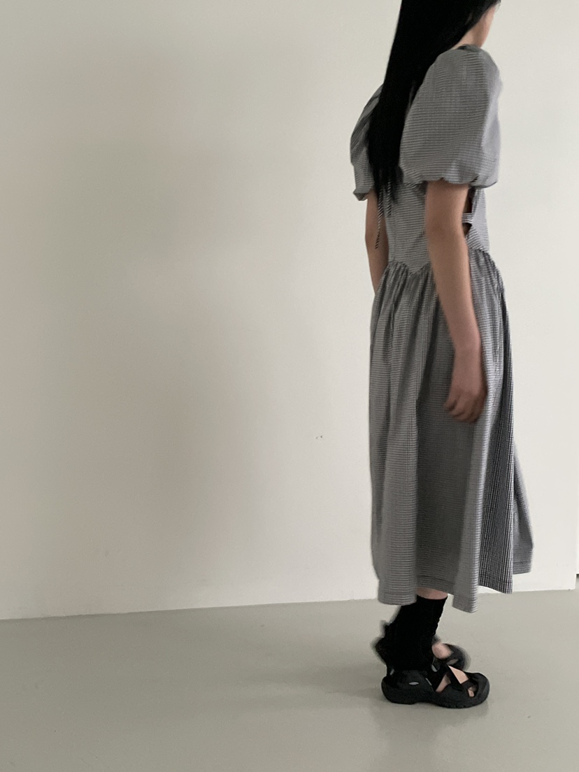 TREND SELLER/G東大門㊣直郵女裝新款25春夏熱賣真品連衣裙G/TREND SELLER連衣裙