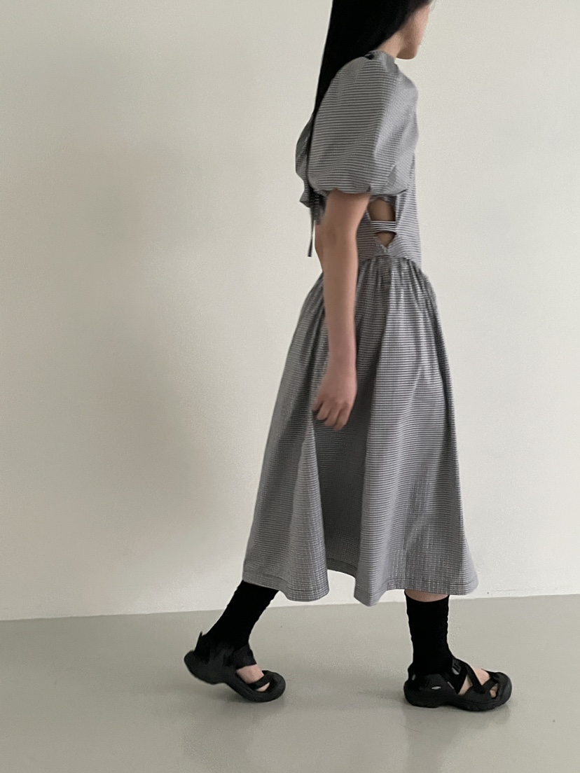 TREND SELLER/G東大門㊣直郵女裝新款25春夏熱賣真品連衣裙G/TREND SELLER連衣裙
