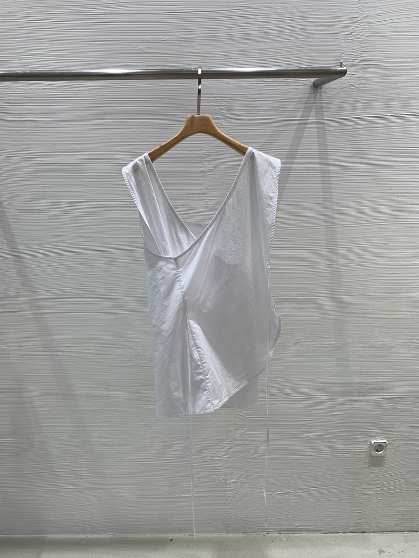 LUCY SALON韓國代購㊣女裝新品職業休閑推薦熱賣人氣吊帶背心LUCY SALON吊帶/背心