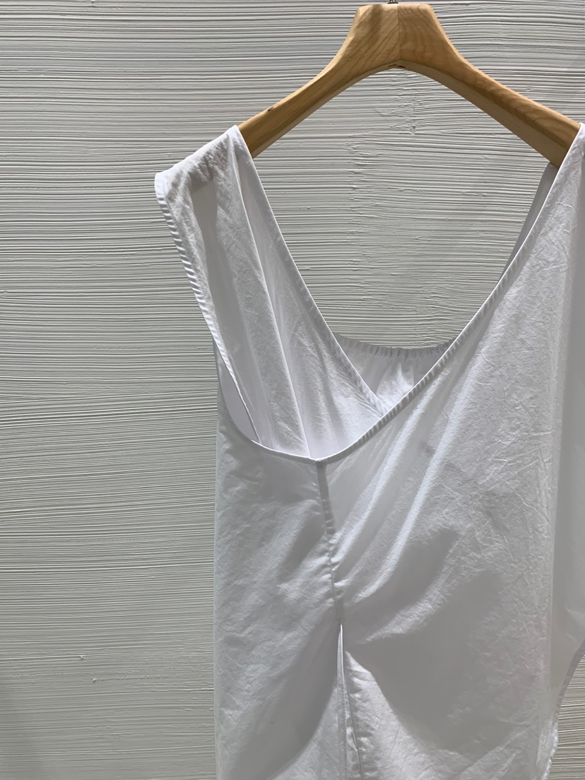 LUCY SALON韓國代購㊣女裝新品職業休閑推薦熱賣人氣吊帶背心LUCY SALON吊帶/背心