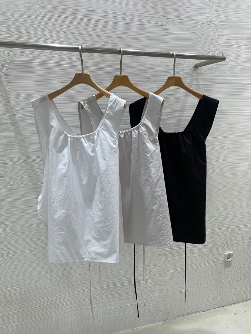 LUCY SALON韓國代購㊣女裝新品職業休閑推薦熱賣人氣吊帶背心LUCY SALON吊帶/背心