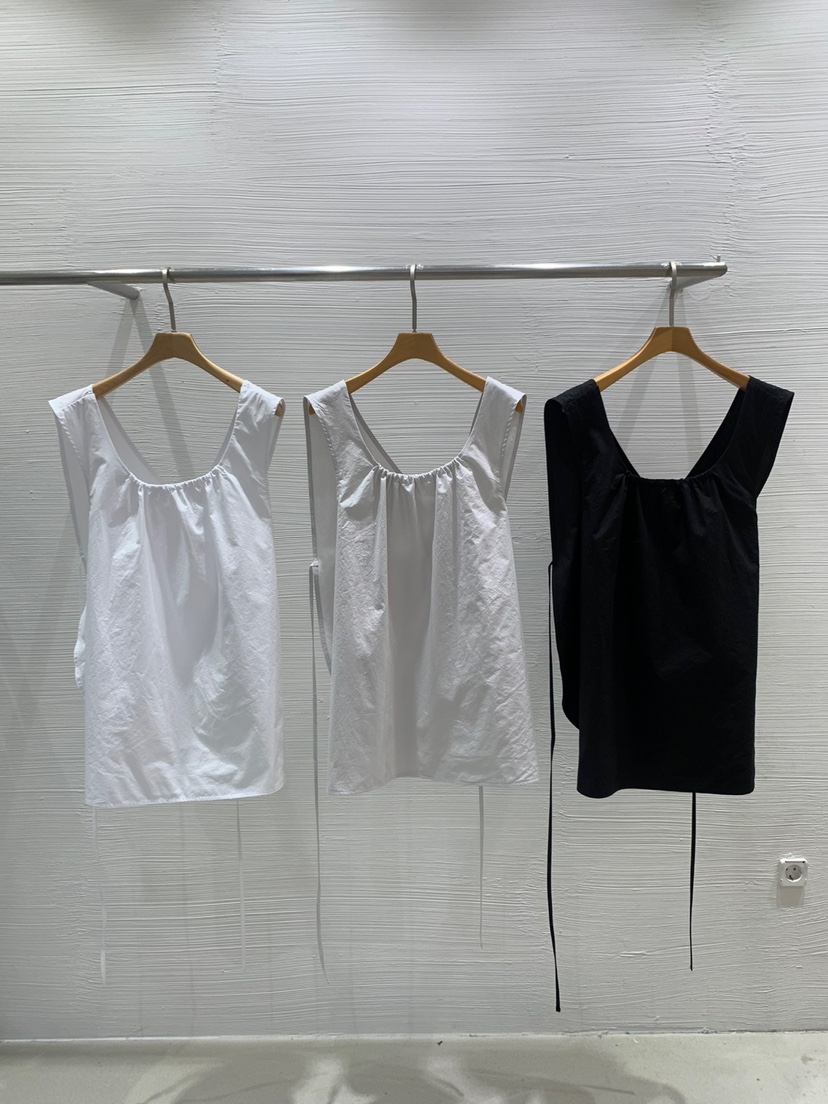 LUCY SALON韓國代購㊣女裝新品職業休閑推薦熱賣人氣吊帶背心LUCY SALON吊帶/背心