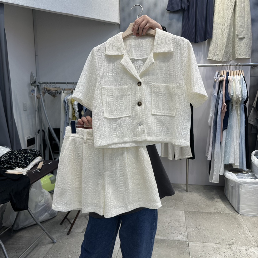 BLOOM韓國直郵㊣女裝新品熱賣25春夏休閑真品人氣套裝兩件套BLOOM-Q套裝圖色1