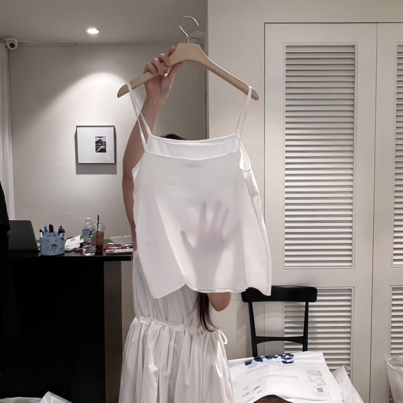 MONIQUE韓國代購㊣女裝新款時尚休閑熱賣職業推薦人氣吊帶背心MONIQUE吊帶/背心