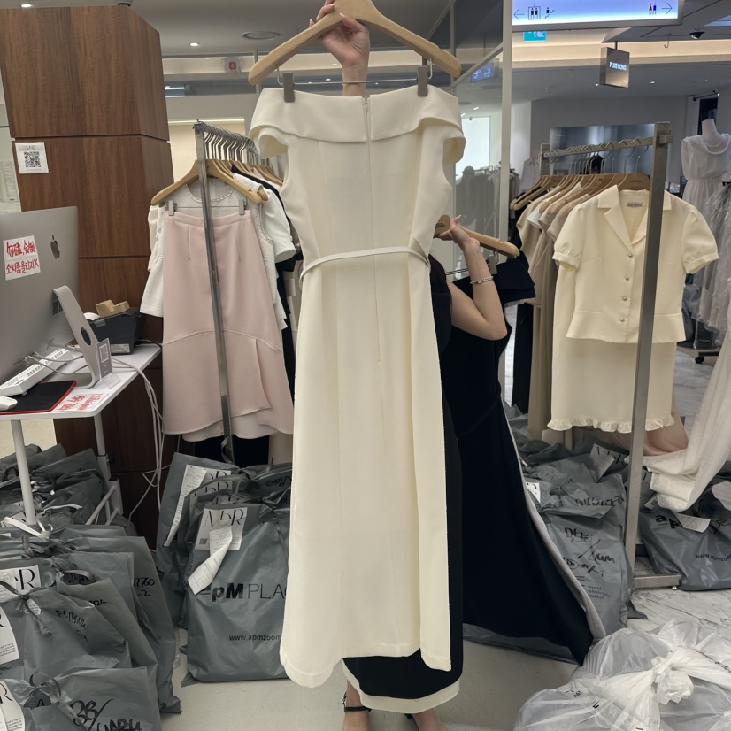 MER東大門㊣代購女士新品人氣時尚熱賣25春夏推薦連衣裙含腰帶MER/ANGELO BIANCO連衣裙