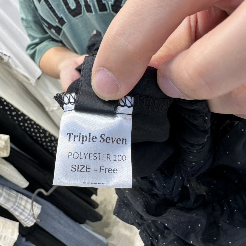 TRIPLE SEVEN東大門㊣直郵女裝新品職業真品時尚人氣吊帶背心TRIPLE SEVEN吊帶/背心