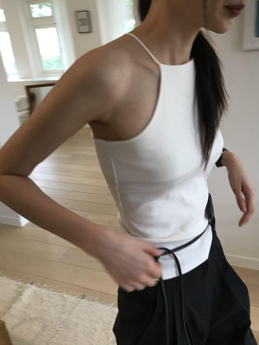 ME MO東大門㊣實拍女士新品時尚熱賣職業推薦休閑吊帶背心ME MO吊帶/背心圖色2
