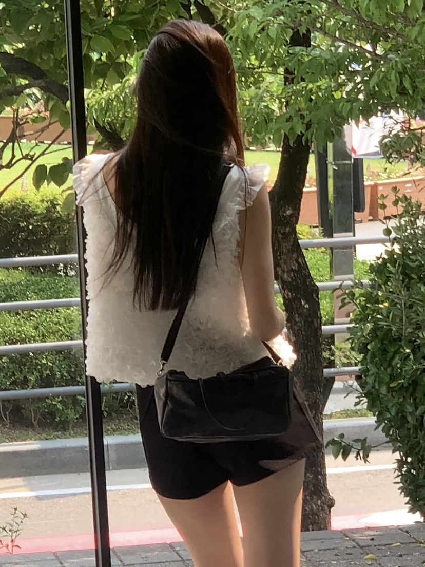 LOGARDEN韓國直郵㊣女士新款人氣推薦熱賣25春夏襯衫蕾絲衫LO GARDEN襯衫/蕾絲衫