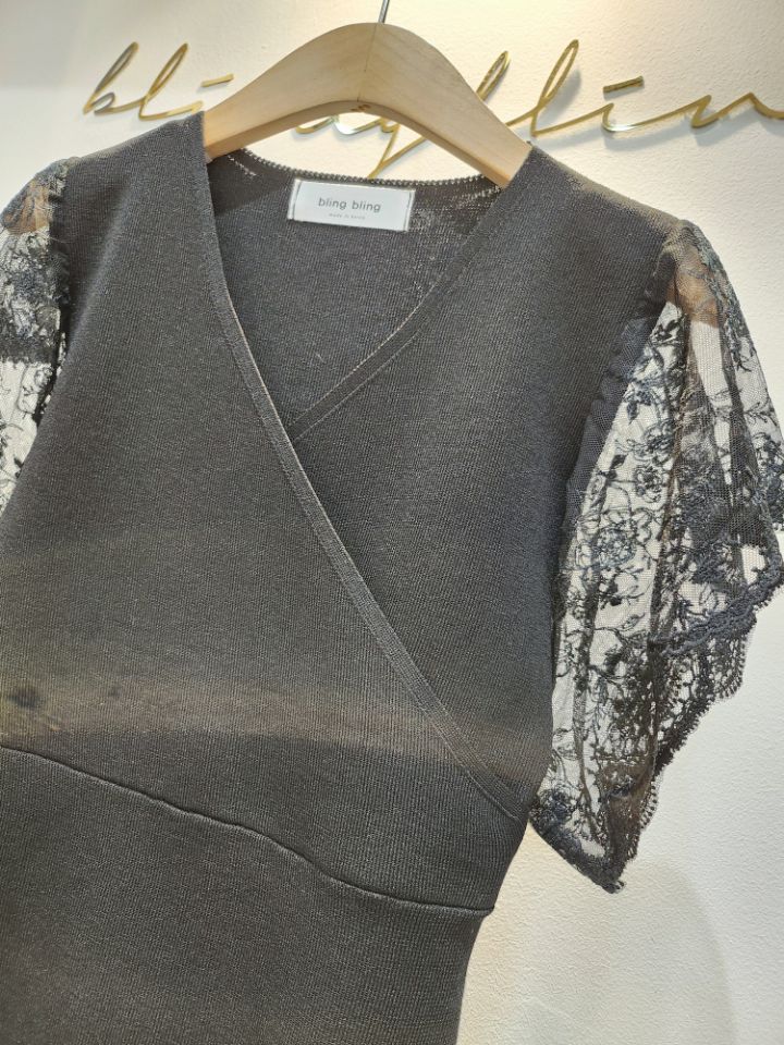 BLING BLING-S韓國直郵㊣女裝新款推薦25春夏針織衫含脖帶BLING BLING-S針織衫