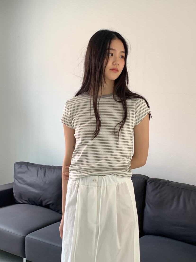FAVE韓國直郵㊣女裝新品真品熱賣時尚推薦25春夏職業人氣T恤FAVOURITET恤