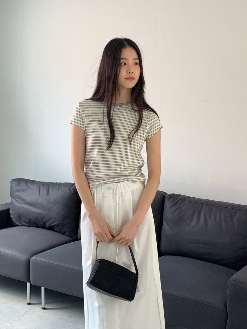 FAVE韓國直郵㊣女裝新品真品熱賣時尚推薦25春夏職業人氣T恤FAVOURITET恤