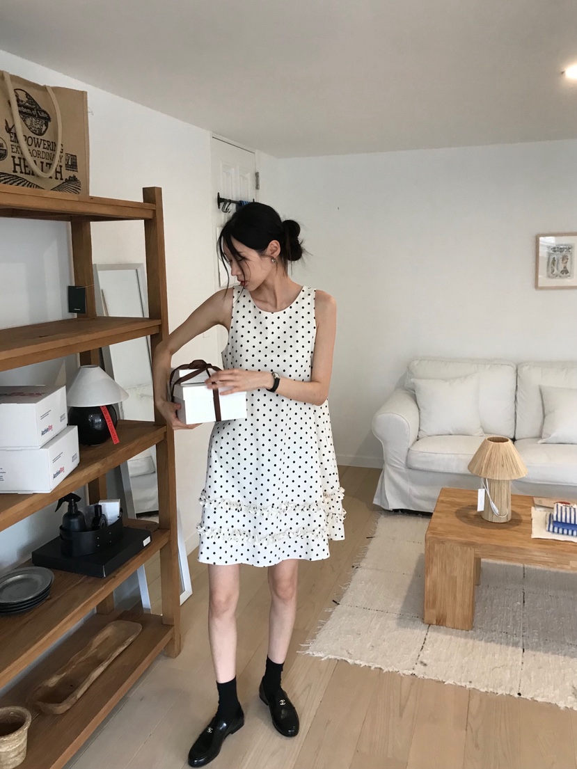ME MO韓國代購㊣女士新品休閑25春夏時尚推薦職業熱賣連衣裙ME MO連衣裙圖色2