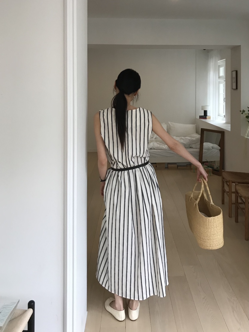 ME MO韓國直郵㊣女裝新品時尚真品職業推薦連衣裙不含腰帶ME MO連衣裙
