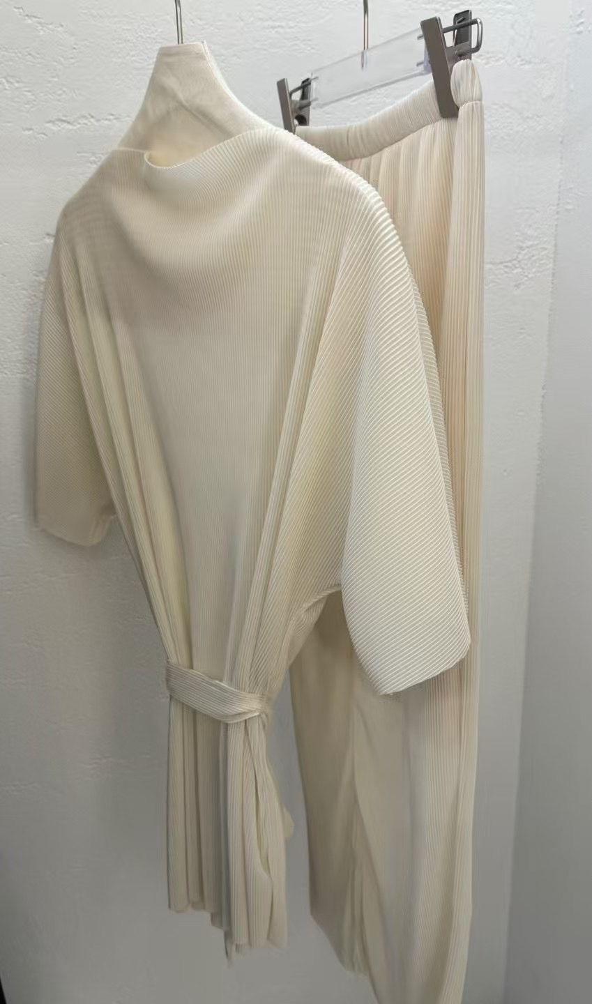 MINTYGREEN東大門㊣直郵女士新品熱賣休閑職業套裝含腰帶套裝MINTYGREEN套裝