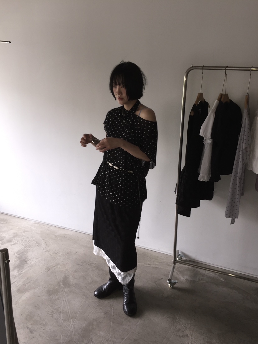 ARCHIVE-P韓國代購㊣女士新品熱賣推薦職業時尚T恤含脖帶透視ARCHIVE-PT恤