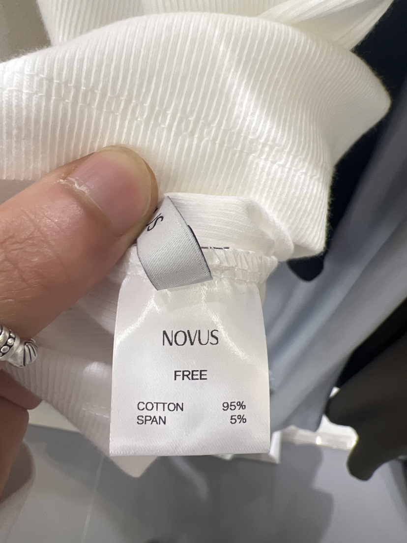 NOVUS東大門㊣實拍女裝新品熱賣職業人氣推薦時尚真品吊帶背心NOVUS吊帶/背心
