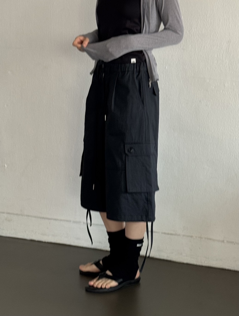 KARE/WEREPIECE韓國代購㊣女裝新款真品熱賣人氣職業25春夏短褲KARE/WEREPIECE短褲