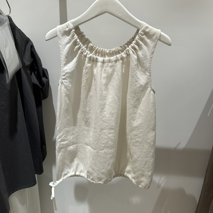 HELVETICA韓國代購㊣女裝新品職業推薦25春夏人氣時尚吊帶背心HELVETICA吊帶/背心