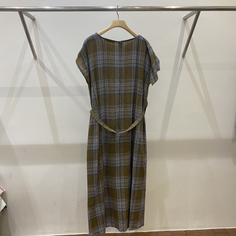 SILVER韓國直郵㊣女裝新品熱賣時尚人氣25春夏職業真品連衣裙SILVER連衣裙