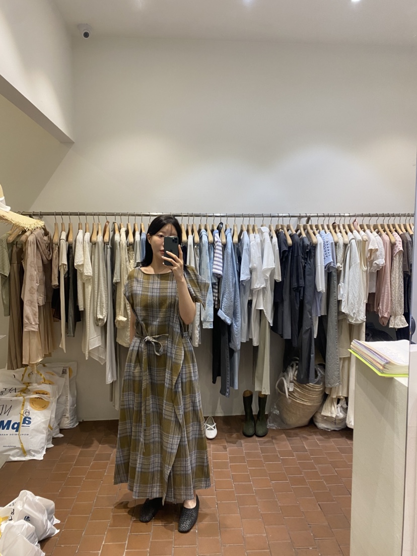 SILVER韓國直郵㊣女裝新品熱賣時尚人氣25春夏職業真品連衣裙SILVER連衣裙