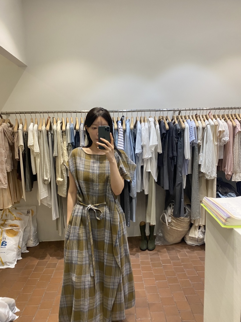 SILVER韓國直郵㊣女裝新品熱賣時尚人氣25春夏職業真品連衣裙SILVER連衣裙