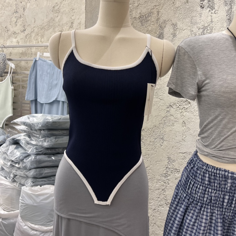 SOLD OUT韓國直郵㊣女裝新款熱賣25春夏職業人氣吊帶背心緊身SOLD OUT吊帶/背心圖色3