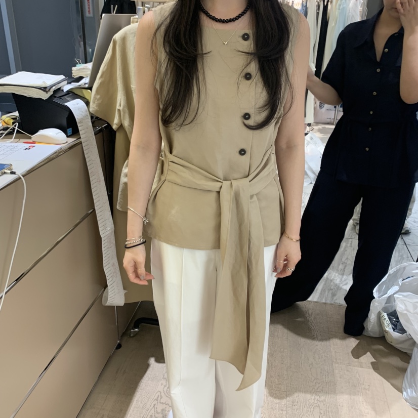 W AND J東大門㊣實拍女裝新款時尚人氣25春夏推薦吊帶背心W AND J吊帶/背心圖色2
