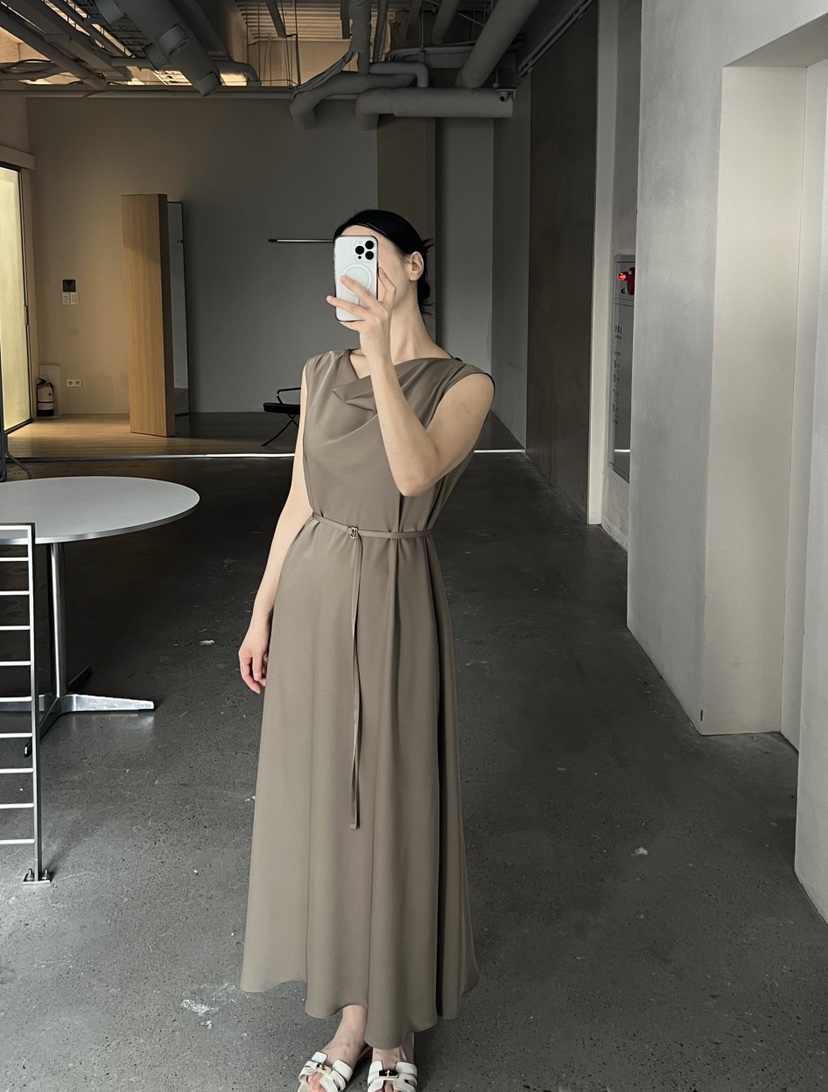 VERNI東大門㊣代購女士新品25春夏人氣推薦時尚連衣裙含腰繩VERNI連衣裙