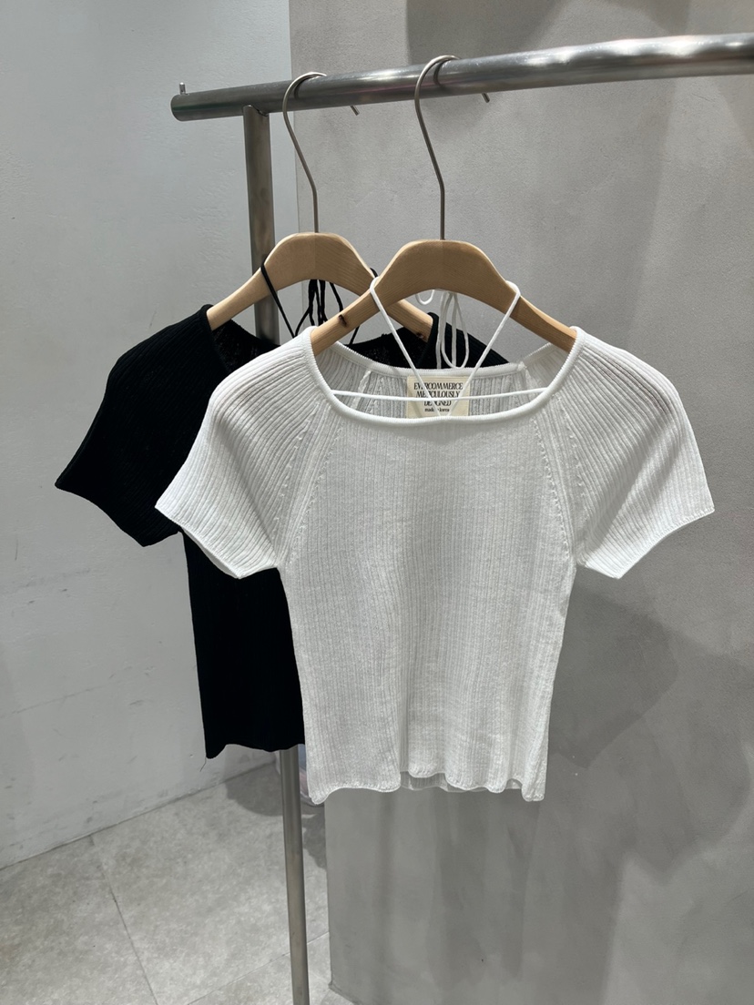 EVERCOMMERCE METICULOUSLY DESIGNED韓國直郵㊣女裝新品推薦針織衫EVERCOMMERCE METICULOUSLY DESIGNED針織衫