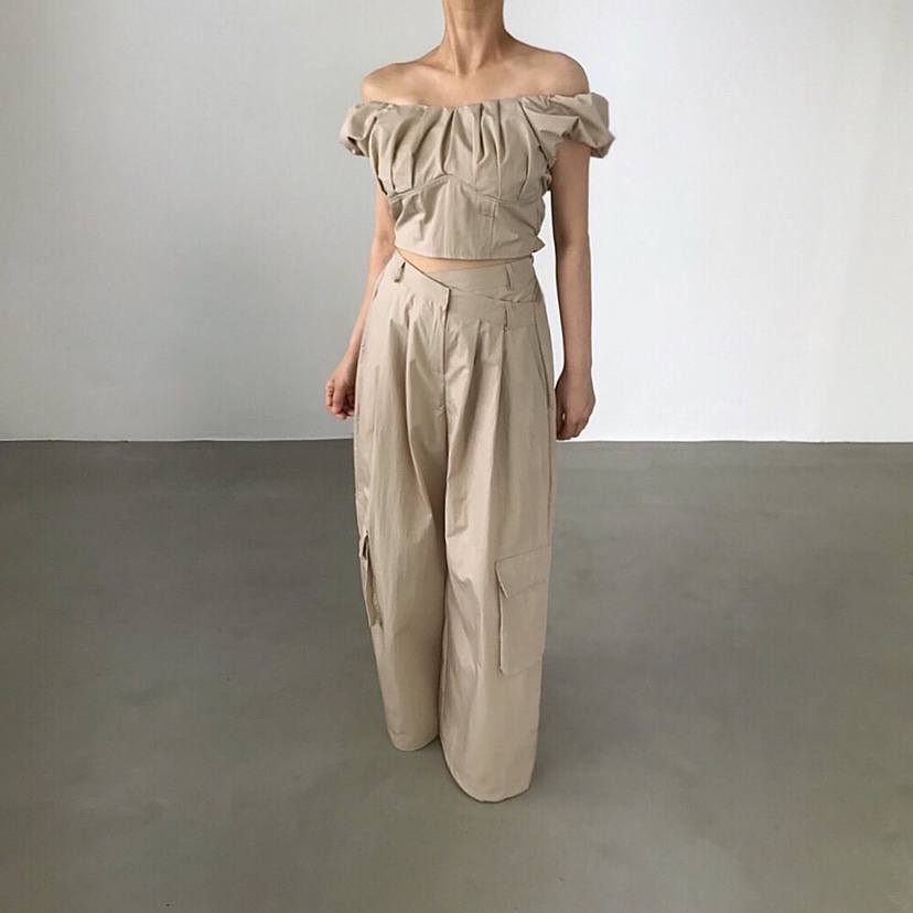 2TWO MOON韓國代購㊣女士新款職業人氣熱賣襯衫蕾絲衫泡泡袖2TWO MOON襯衫/蕾絲衫