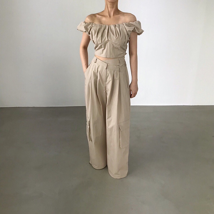 2TWO MOON韓國代購㊣女士新款職業人氣熱賣襯衫蕾絲衫泡泡袖2TWO MOON襯衫/蕾絲衫