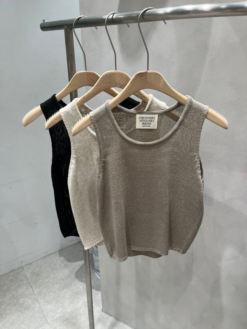 EVERCOMMERCE METICULOUSLY DESIGNED韓國代購㊣女裝新款時尚吊帶背心EVERCOMMERCE METICULOUSLY DESIGNED吊帶/背心