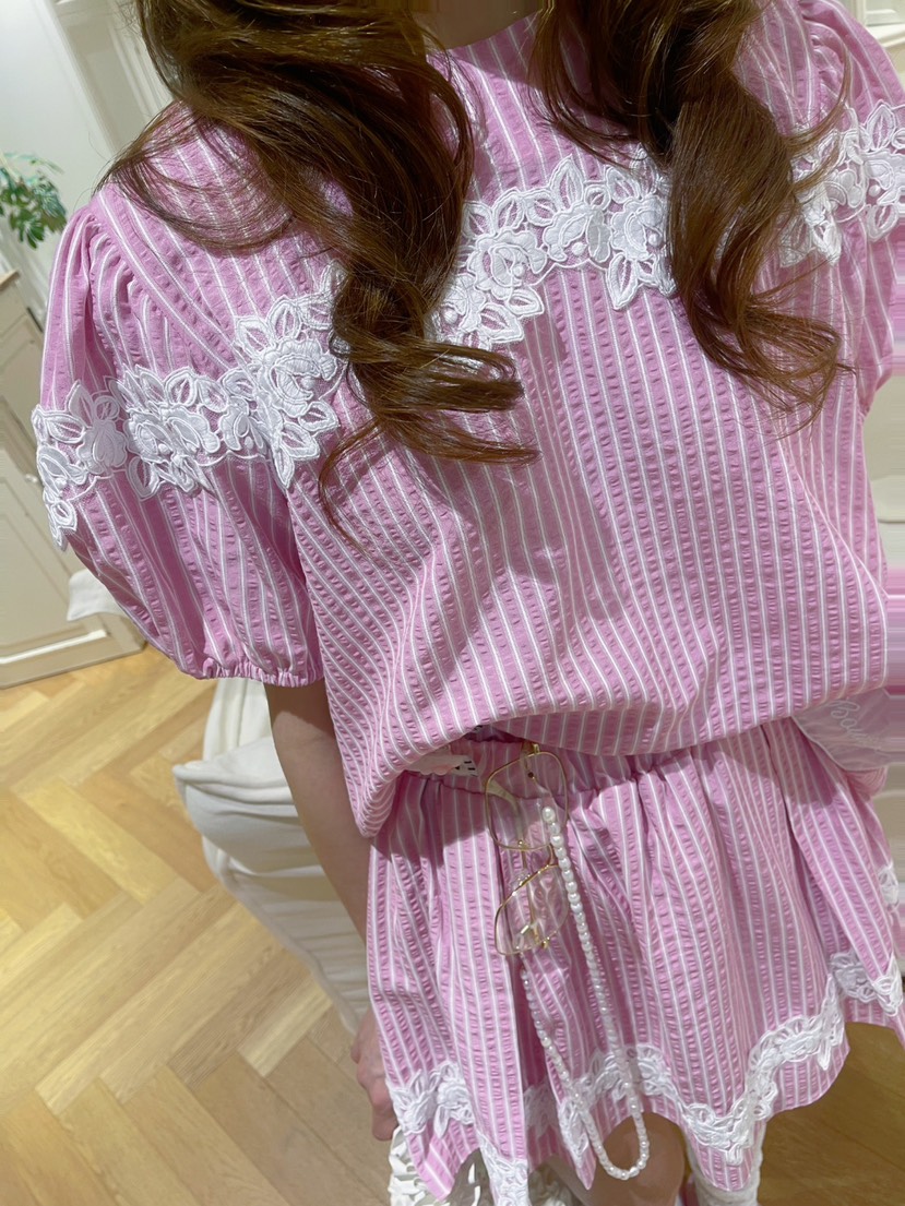 BOUTIQUE-L韓國代購㊣女士新品熱賣職業25春夏推薦襯衫蕾絲衫BOUTIQUE-L襯衫/蕾絲衫