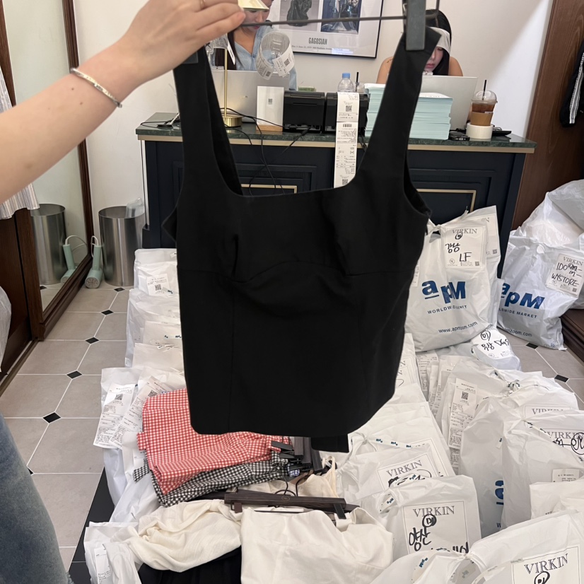 VIRKIN韓國代購㊣女裝新品休閑職業時尚人氣推薦25春夏吊帶背心VIRKIN吊帶/背心圖色2