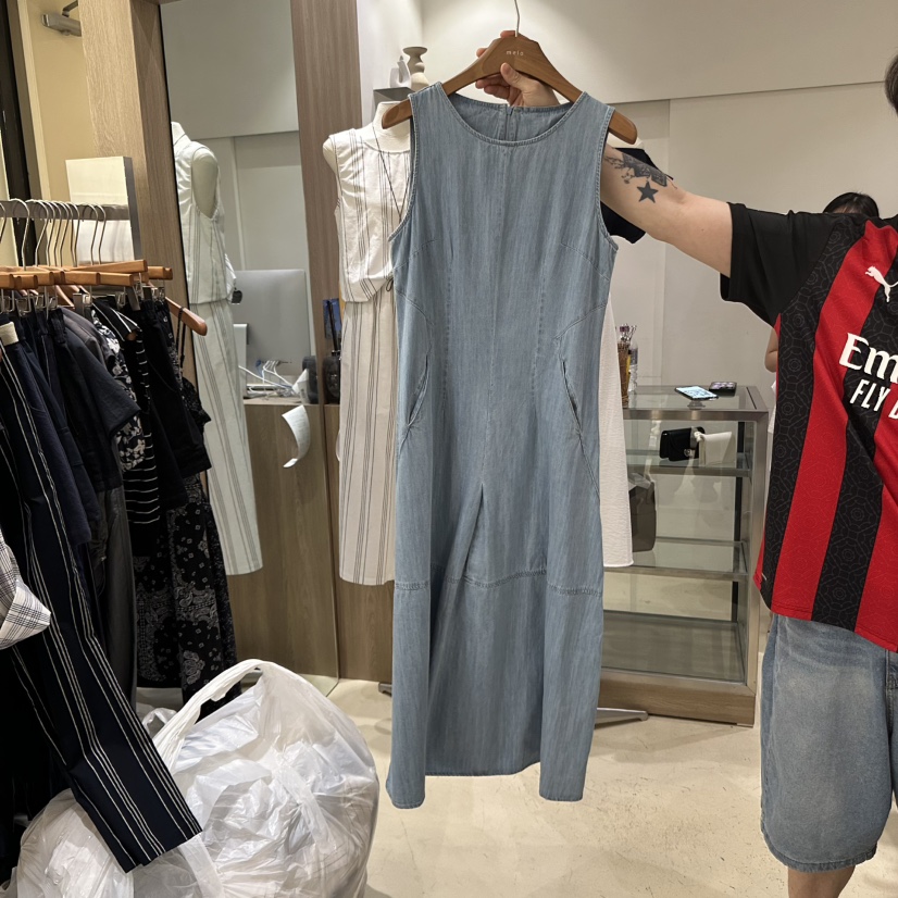 MELO東大門㊣代購女裝新品休閑真品推薦職業時尚熱賣連衣裙MELO連衣裙
