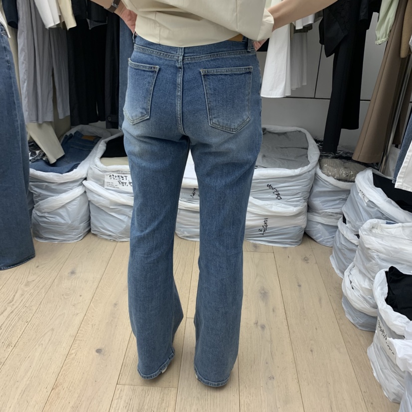 MOI-A東大門㊣實拍女士新品職業休閑熱賣時尚25春夏牛仔褲MOI-A牛仔褲
