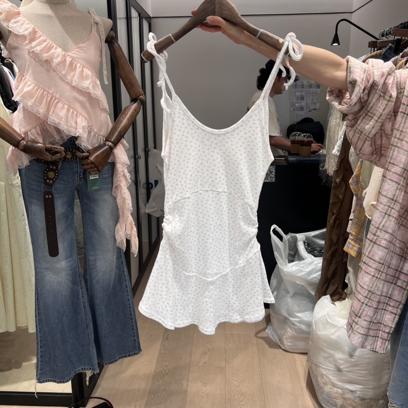 LOVE PULL韓國代購㊣女士新品25春夏推薦時尚職業吊帶背心LOVE PULL吊帶/背心