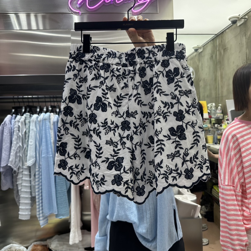 RUNWAY-런웨이韓國直郵㊣女士新品休閑推薦時尚25春夏短褲RUNWAY短褲
