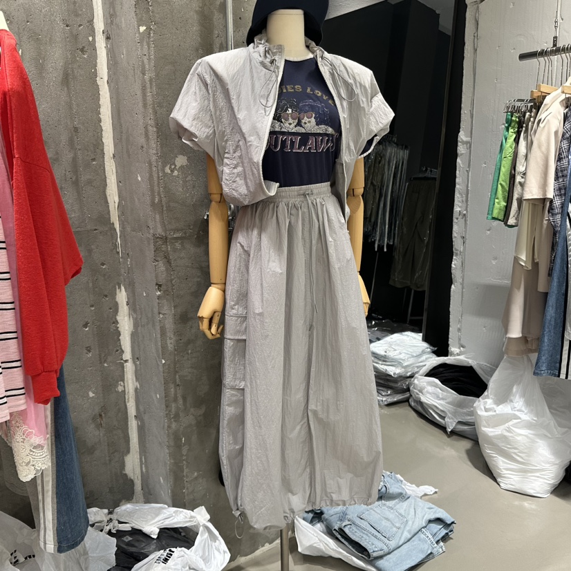 JUNI東大門㊣實拍女士新款休閑時尚熱賣真品25春夏套裝兩件套my juni套裝圖色2