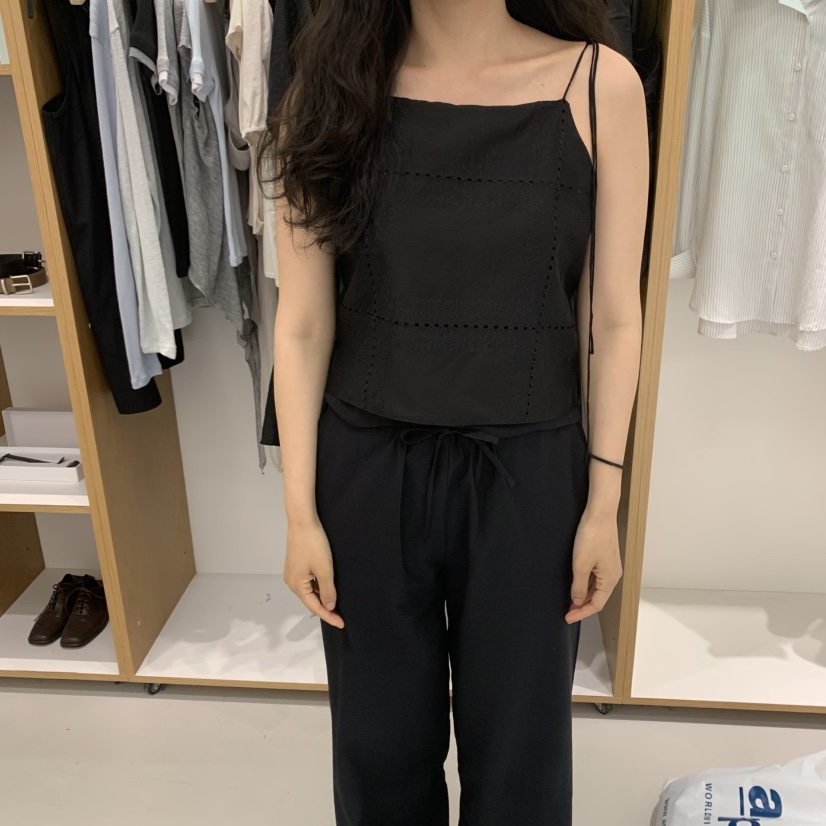 ALOT東大門㊣代購女裝新品休閑時尚真品熱賣職業25春夏吊帶背心A LOT吊帶/背心圖色2