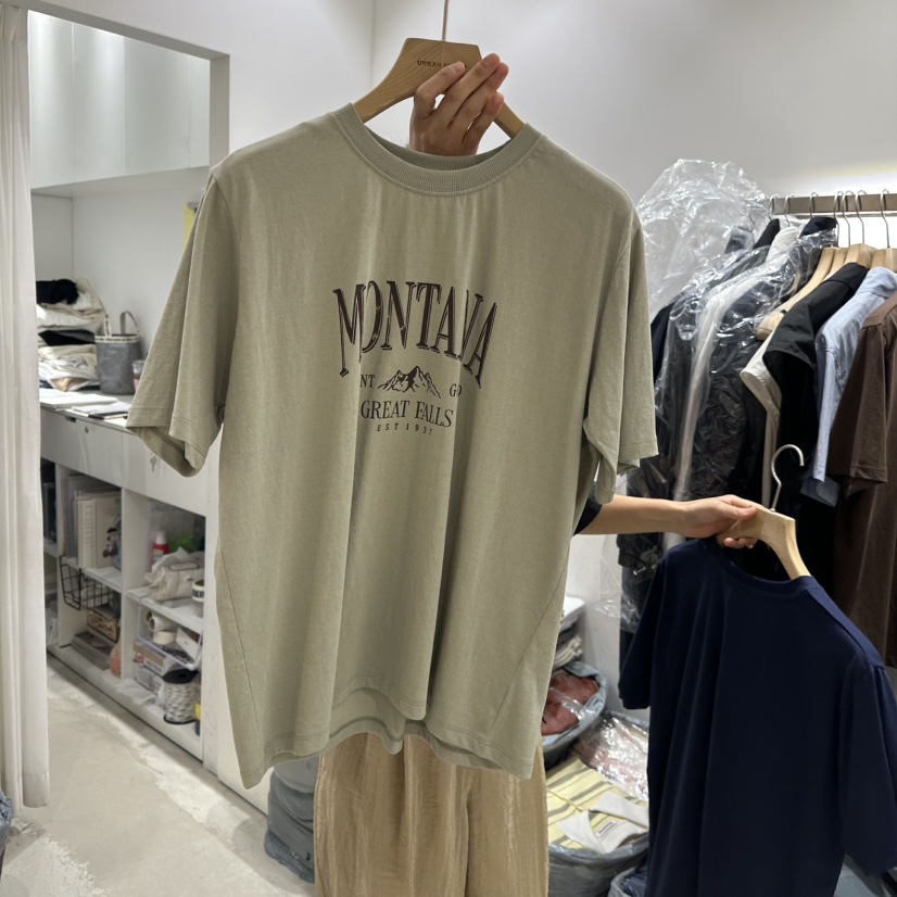 URBANSTORY/REMAKING東大門㊣直郵女裝新款推薦時尚熱賣T恤Remaking/URBANSTORYT恤圖色4