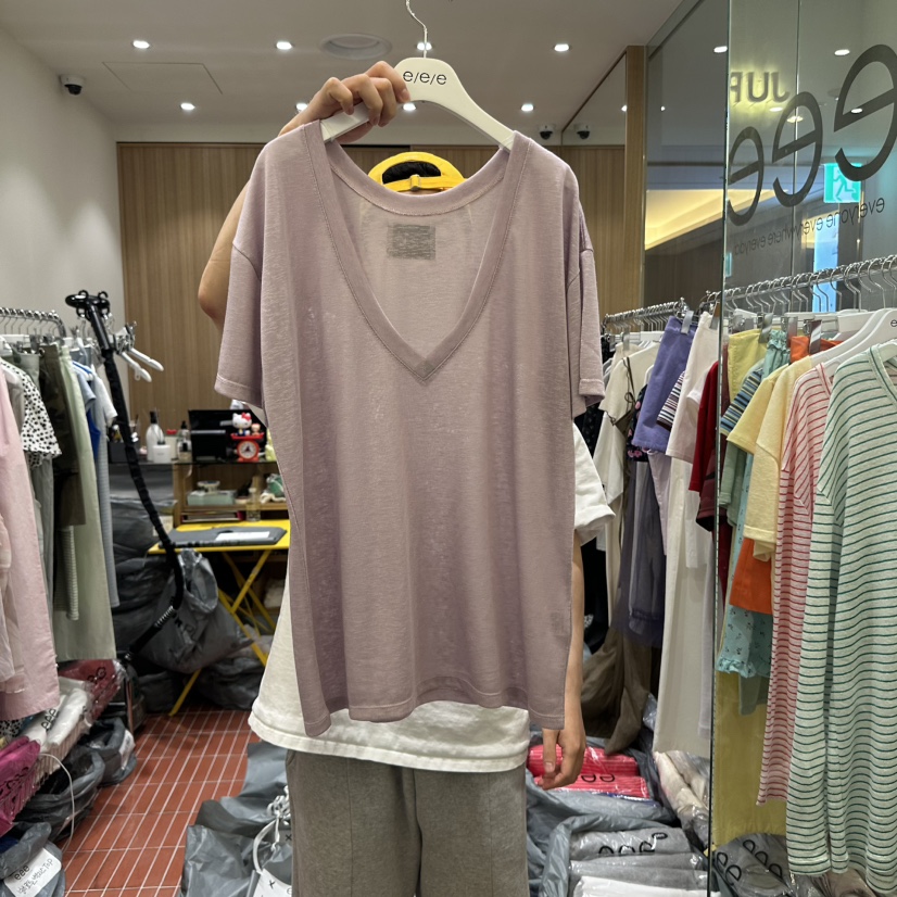 E/E/E東大門㊣代購女裝新品人氣推薦25春夏熱賣時尚T恤V領E/E/ET恤圖色4