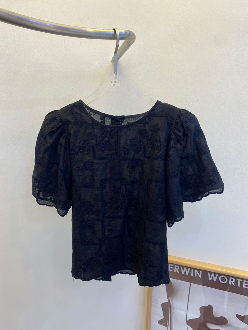 BLACK BIJOU韓國直郵㊣女裝新品人氣25春夏職業襯衫蕾絲衫BLACK BIJOU襯衫/蕾絲衫圖色2
