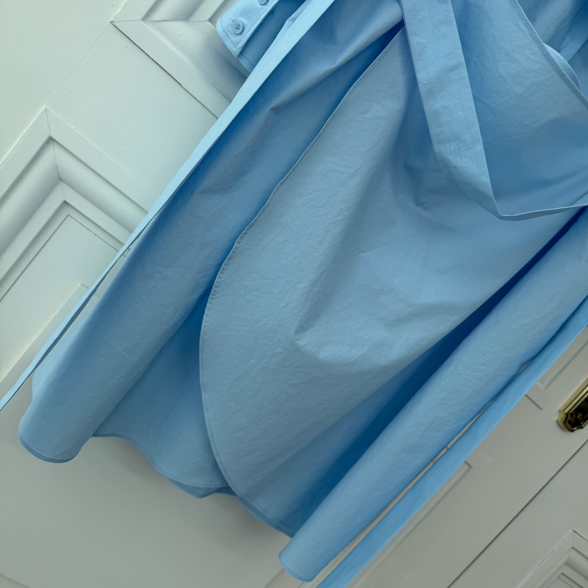 VICTORIA QUEEN東大門㊣直郵女士新品時尚連衣裙不含配飾含腰帶VICTORIA QUEEN連衣裙