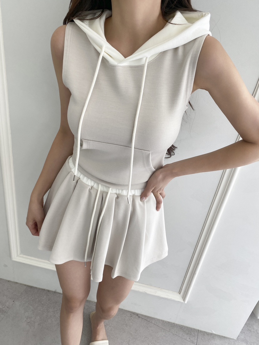 CLOTH韓國直郵㊣女士新款休閑熱賣推薦時尚職業套裝兩件套百褶CLOTH套裝