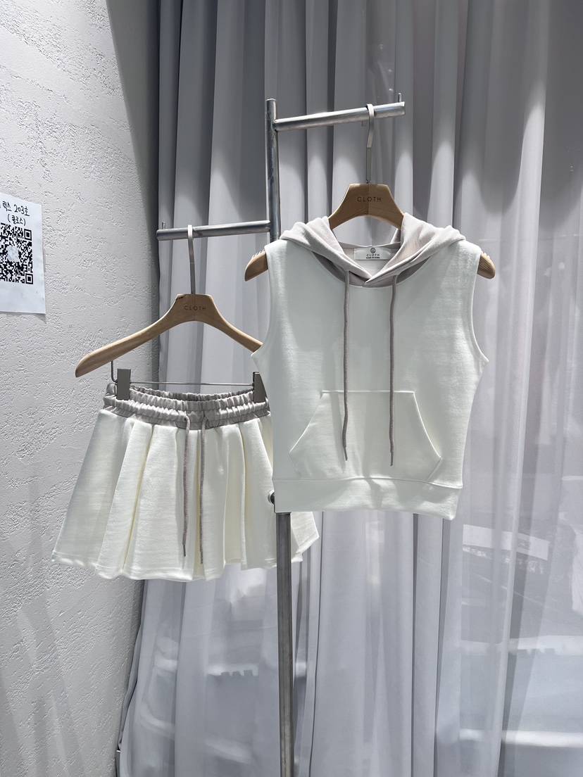 CLOTH韓國直郵㊣女士新款休閑熱賣推薦時尚職業套裝兩件套百褶CLOTH套裝